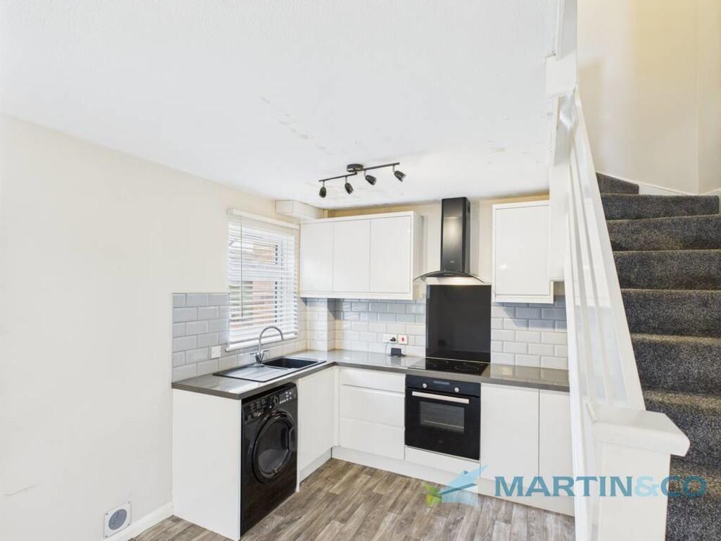 CAM02145G0-PR0072...