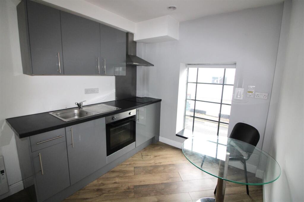 Kitchen area