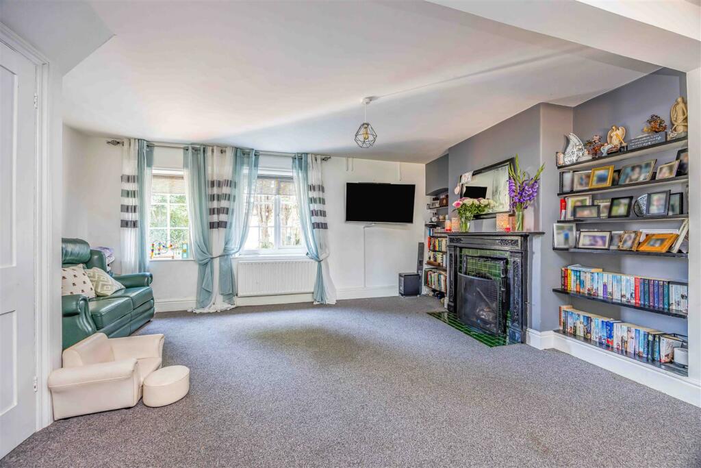 14 New Brighton Road, Emsworth-Small-PorticoMarket