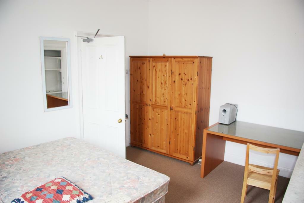 54 Holly Avenue (10)