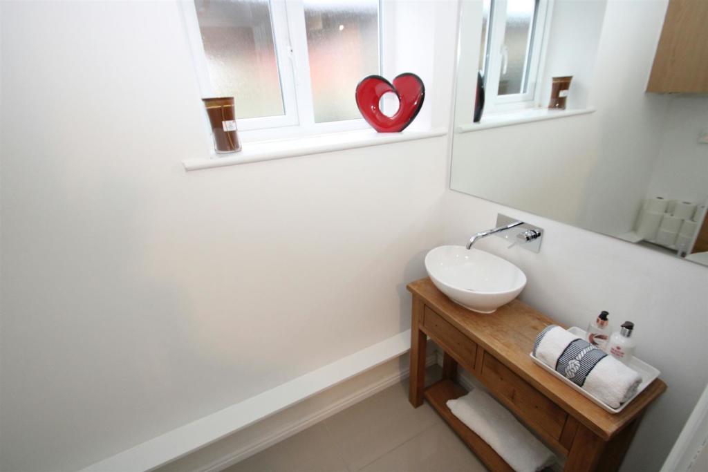 Ground Floor WC