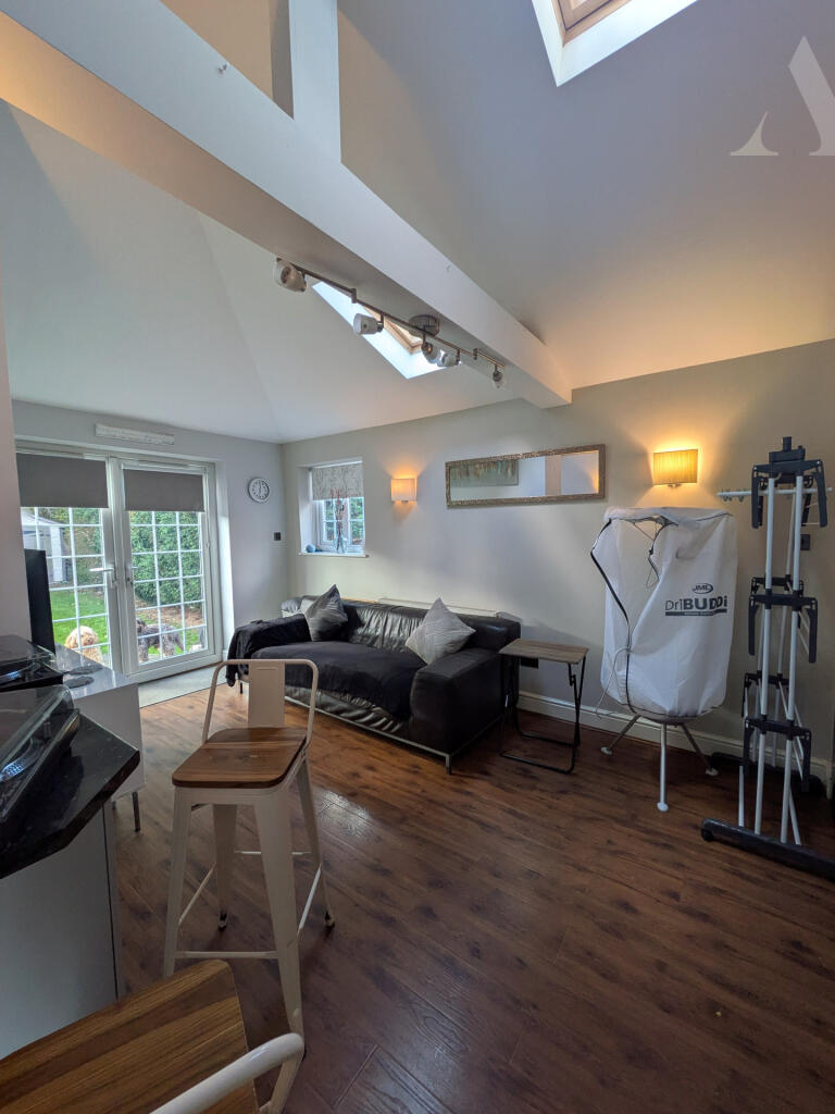 PXL_20251024_113247367