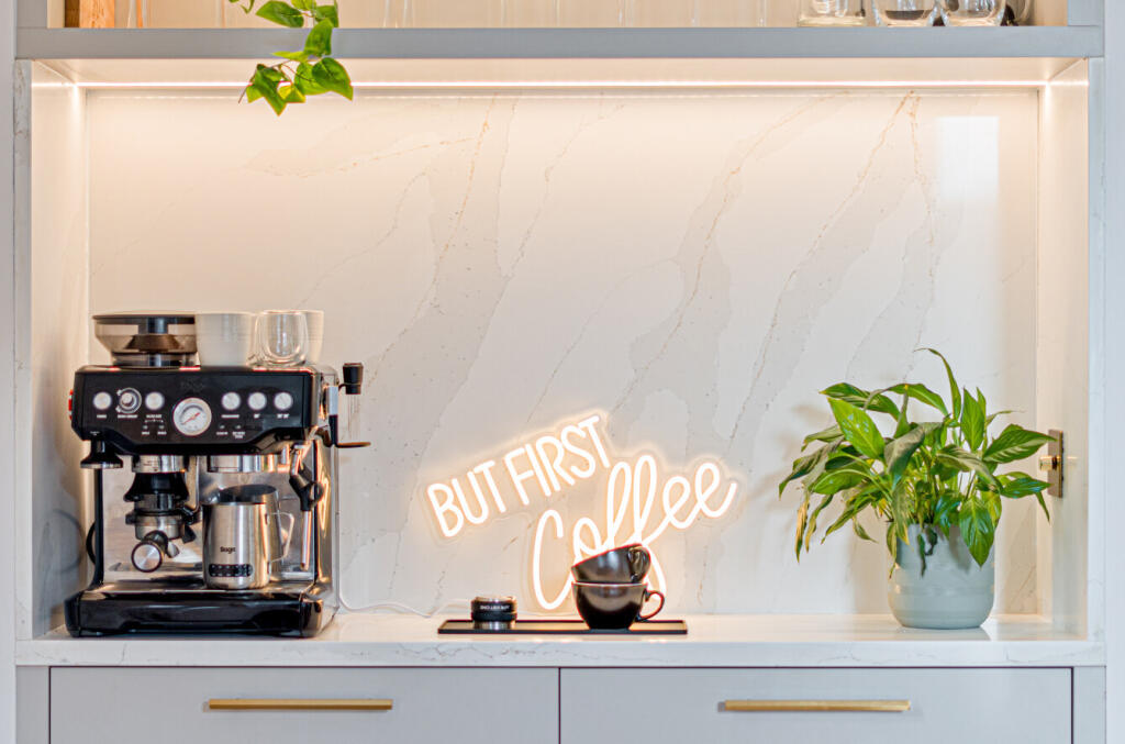 1381575-48-691c5d...