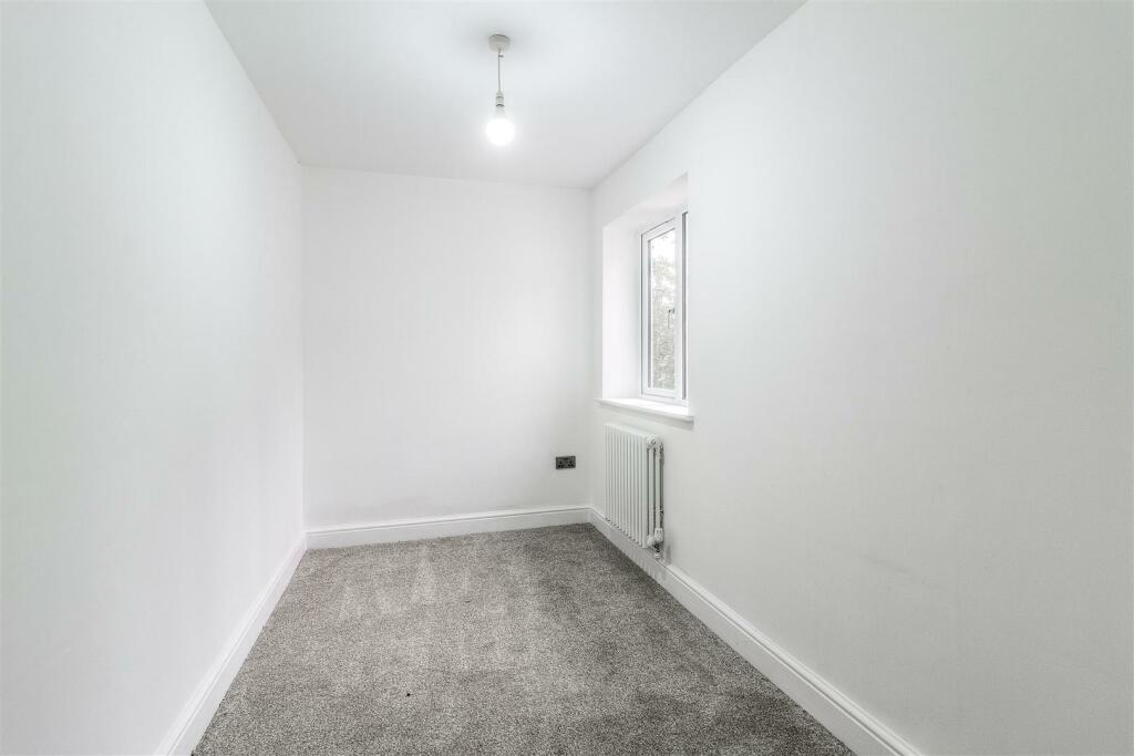 12a Austrey Lane, Newton Regis