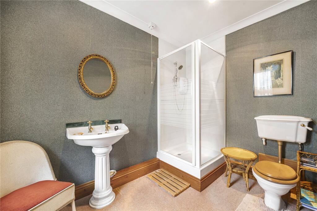 Bedroom One En Suite