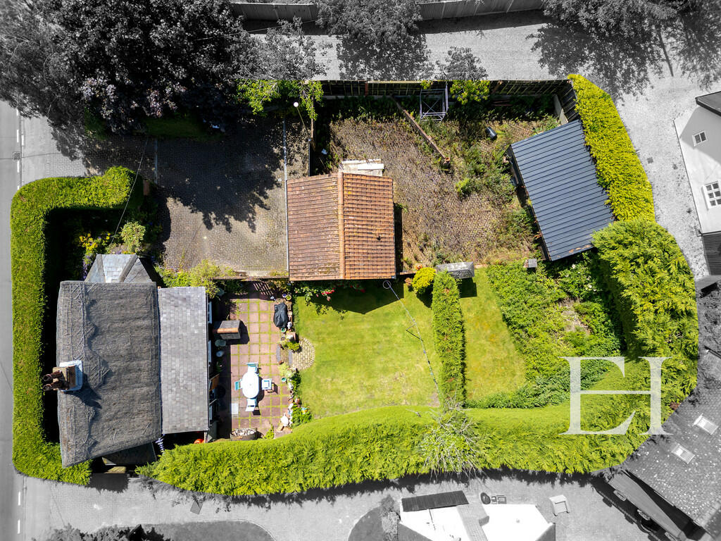 Skinflint Cottage...