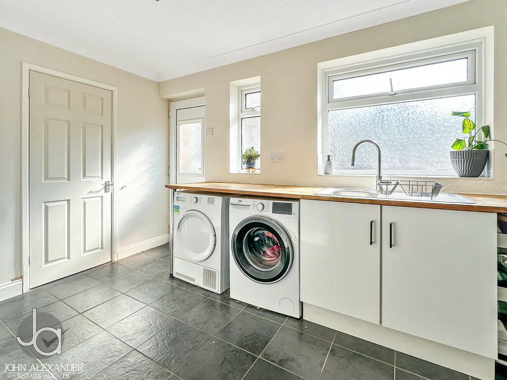 20241005_12163985...