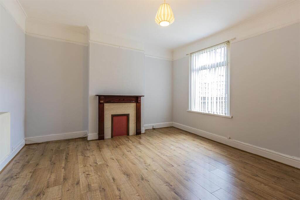 Newfoundland Road 118a-10.jpg