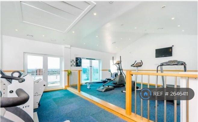 Building Gym