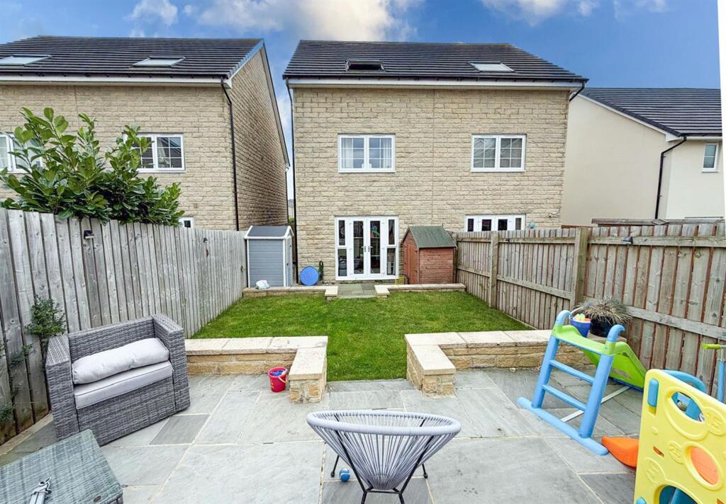3 bed semi-detached house, Silsden  19