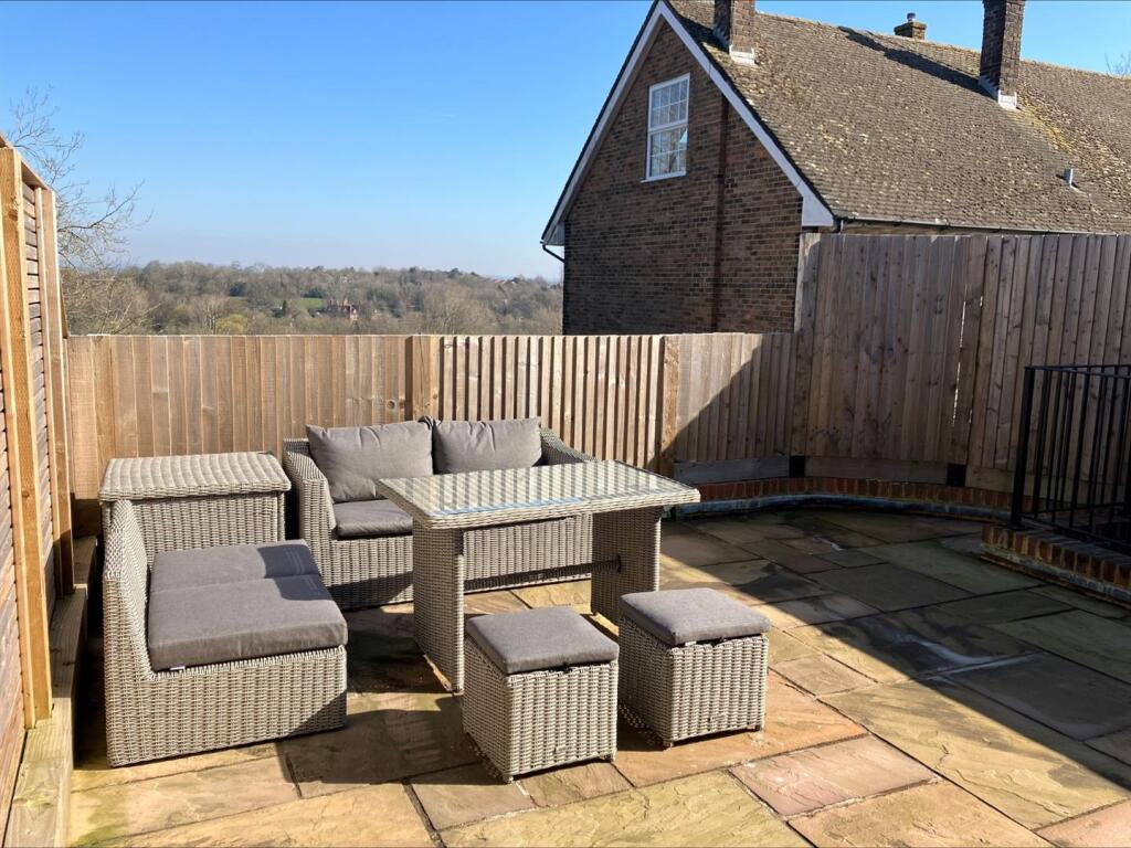 2 Sackvile - rear garden.jpg