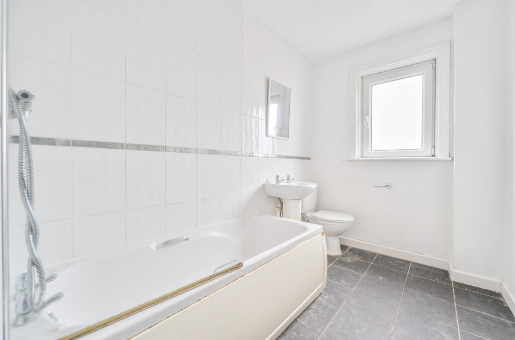 1376224-11-690dc8...