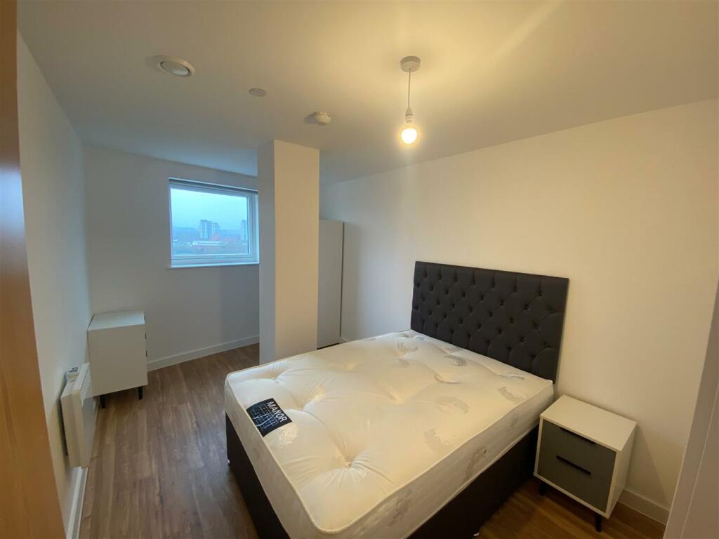 bed4.jpg