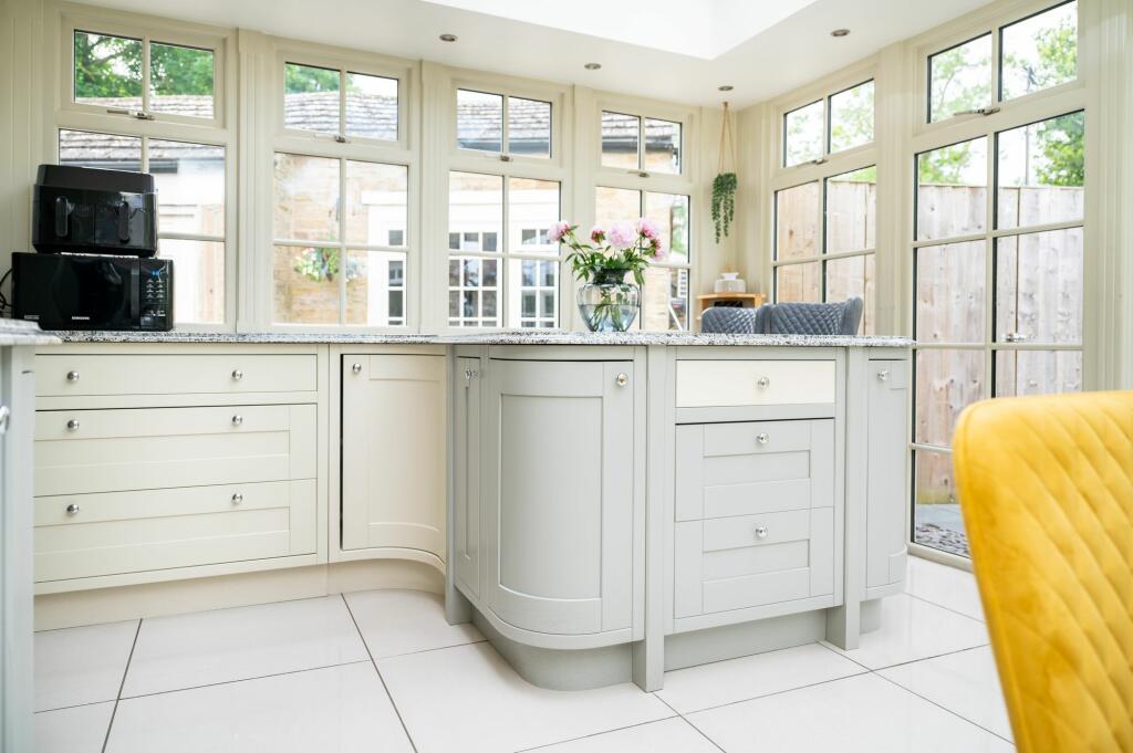 DINING LIVING KITCHEN