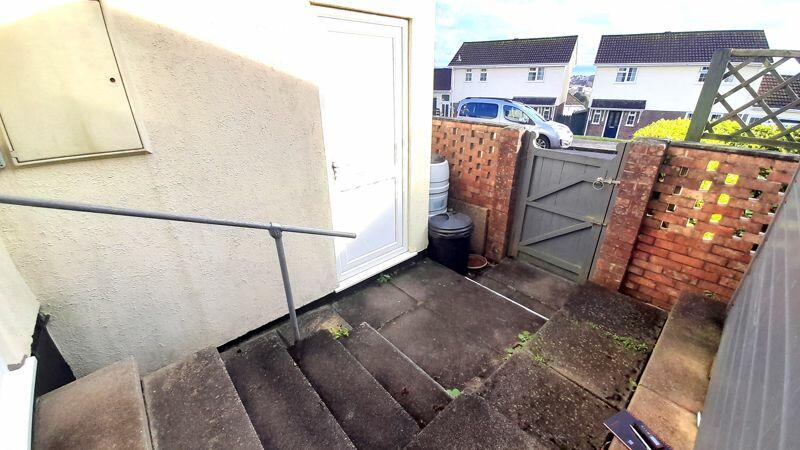 Side Access Gate