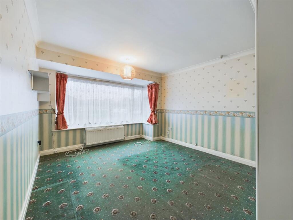 Bedroom: