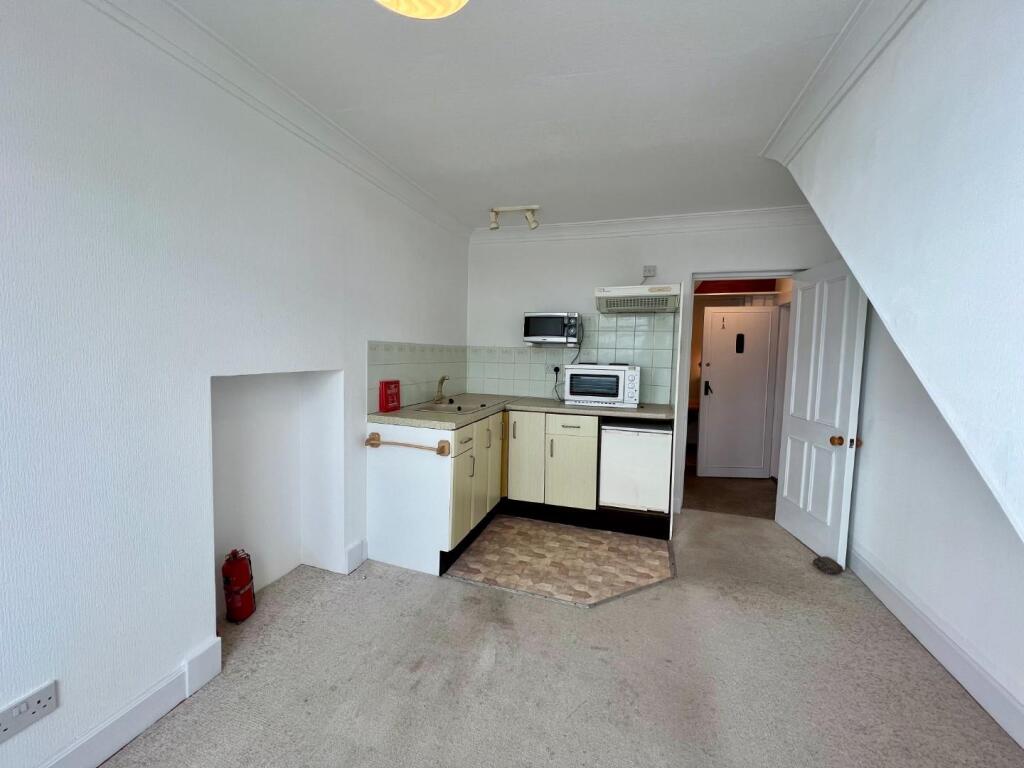 Living room/Kitchen