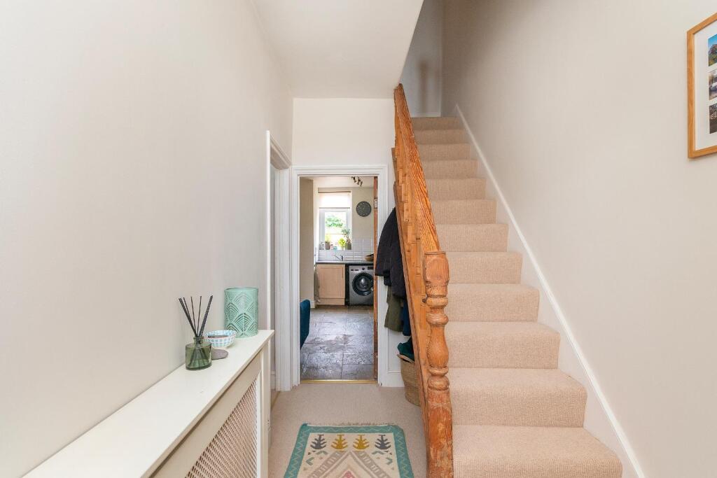 0S6RBN - Hallway A.jpg