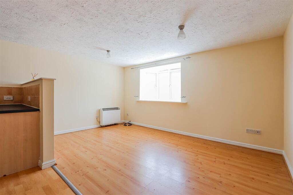 Gerddi Margaret_.jpg