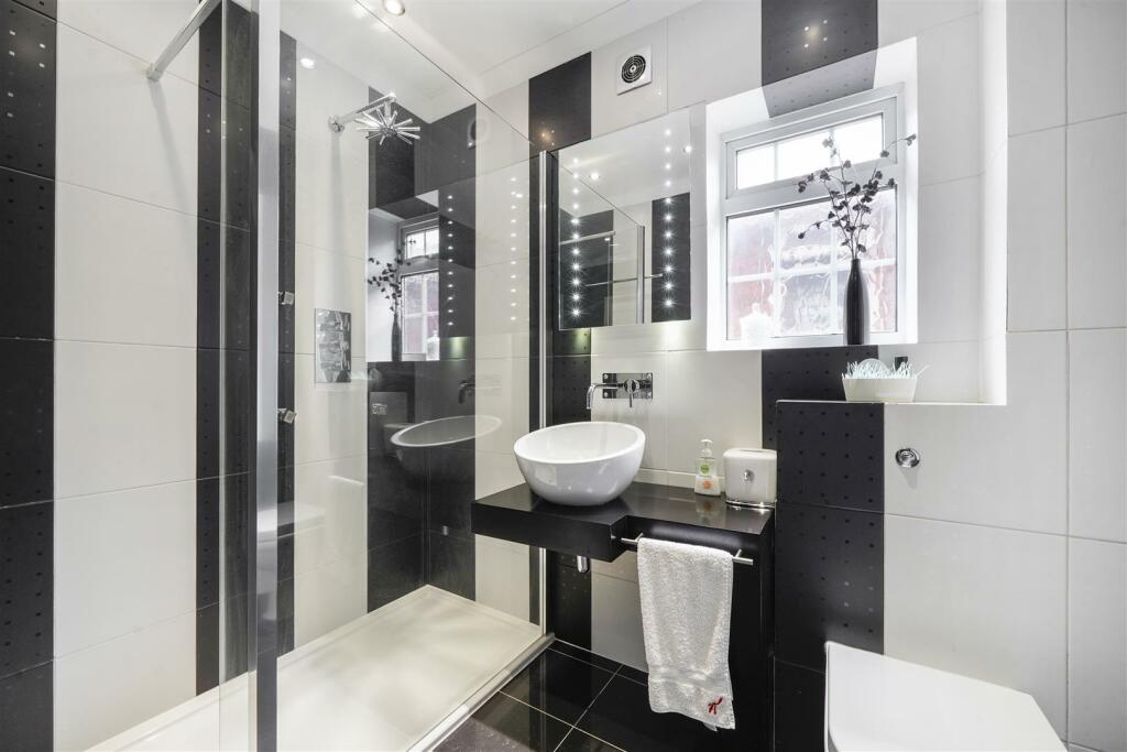 5B Bonnersfield Close - uQYbev7hhEoXJ4I9xaoe.jpg