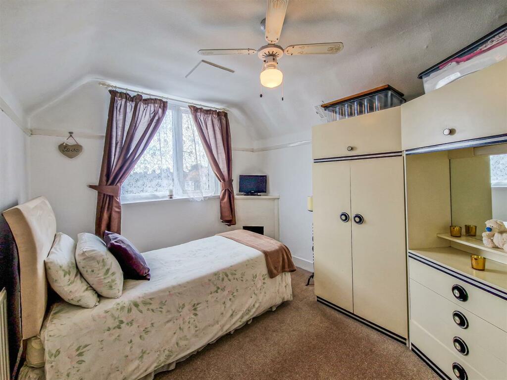 double bedroom