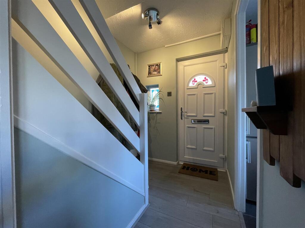 ENTRANCE HALLWAY
