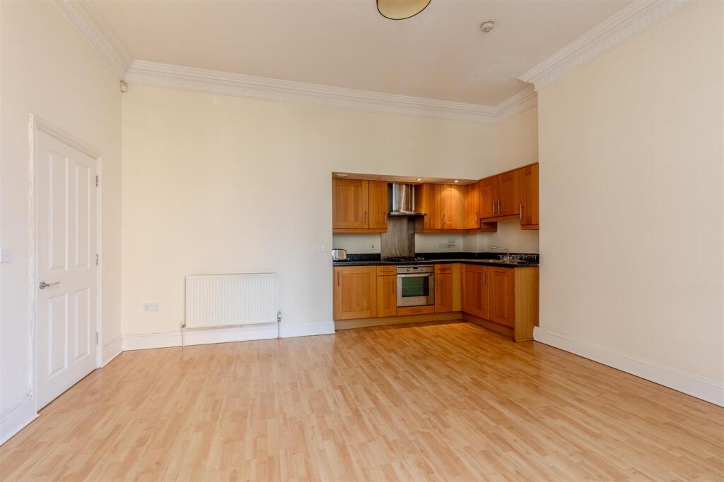 Oakfield Road, Clifton Lounge Kitchen.jpg
