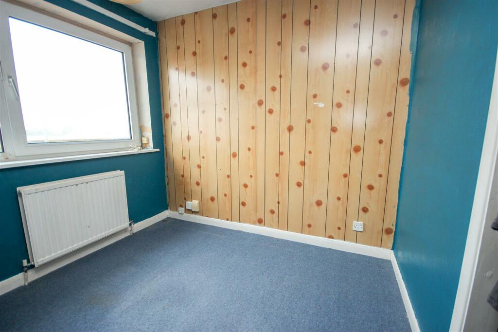 Bedroom 4.jpg