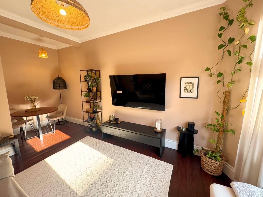 Lounge 3