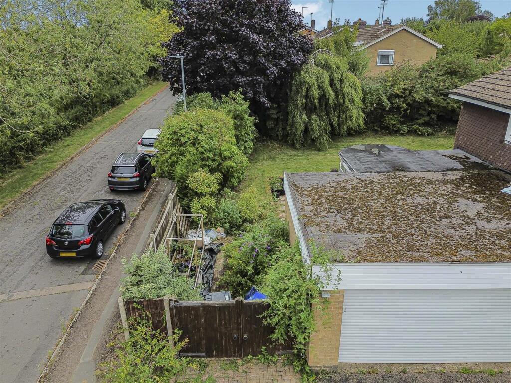 6 Grovelands