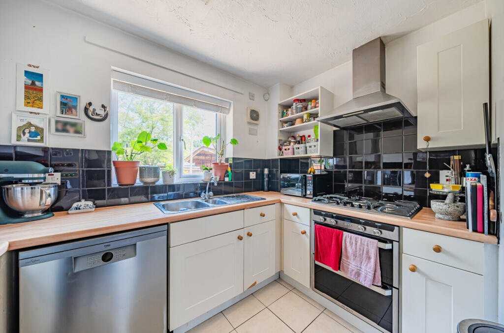 1290360-21-684c8a...