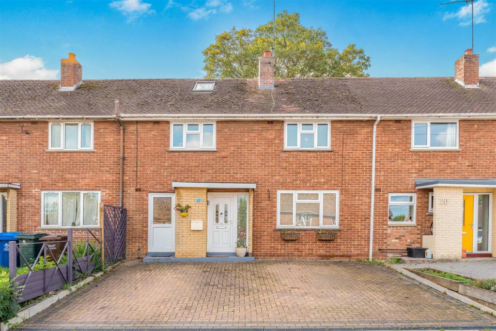 22 Western Crescent, Banbury-1.jpg