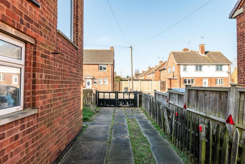 3 Wyvelle Crescent, kegworth (3 of 23).jpg