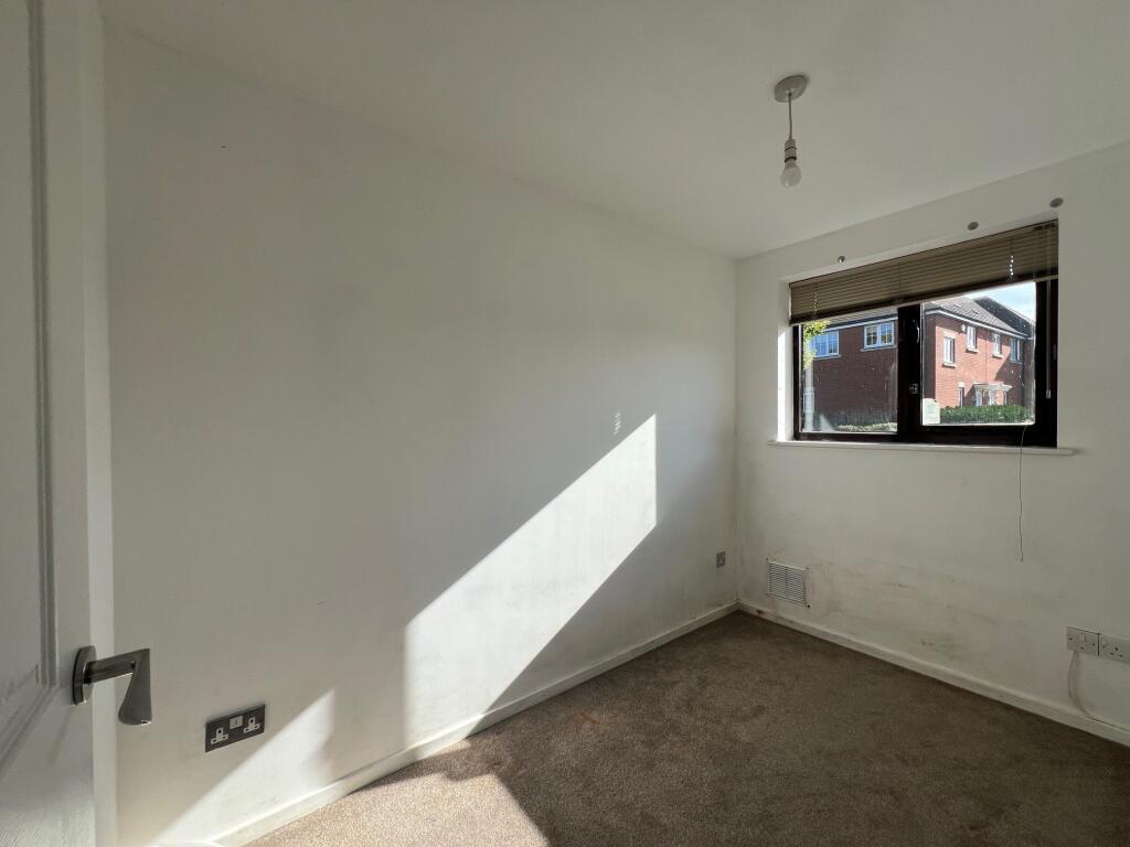 23 Hollybush 2