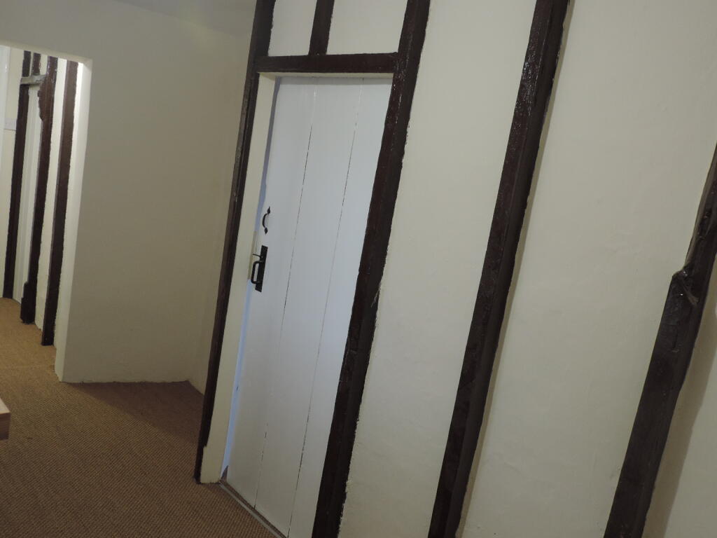 WOW chartaer landing