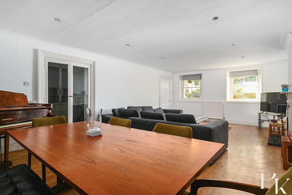 22a Montpelier Cresent, BN1 (4).jpg