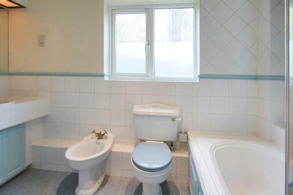 bath (Portal Size).JPG