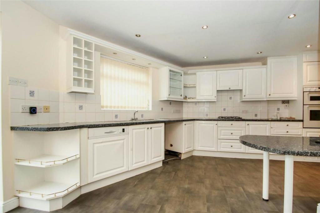 Breakfast Kitchen 2
