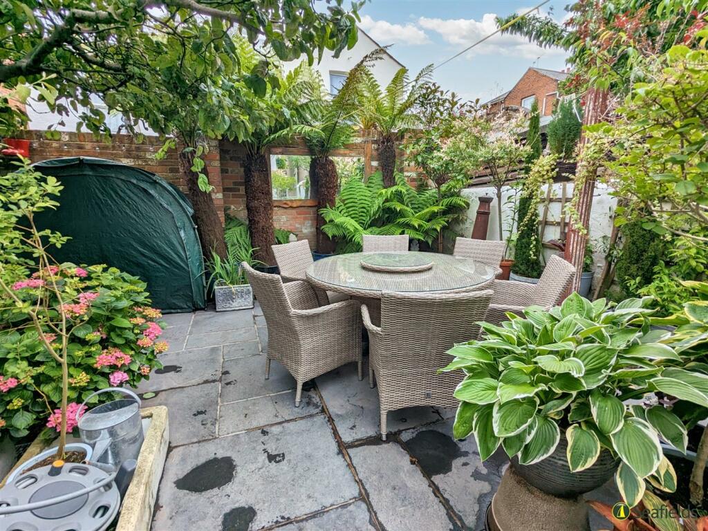 GARDEN