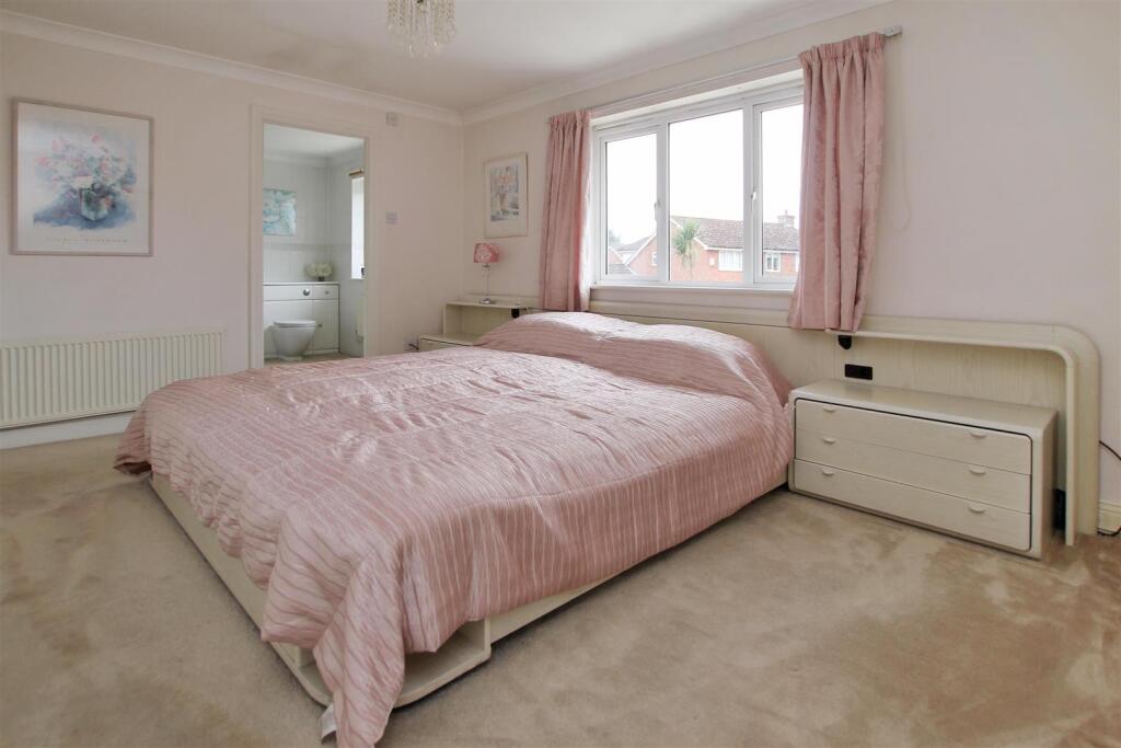 9017395-102943-133848841985366198-78072927-253e-f2