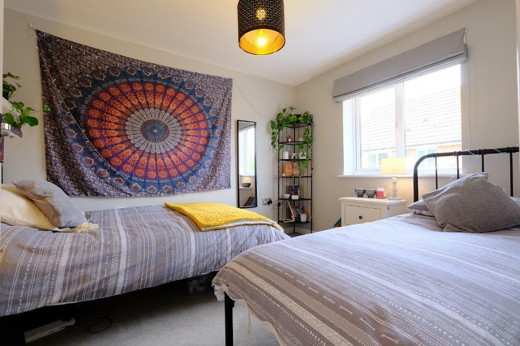 Bedroom 2 (double bedroom)