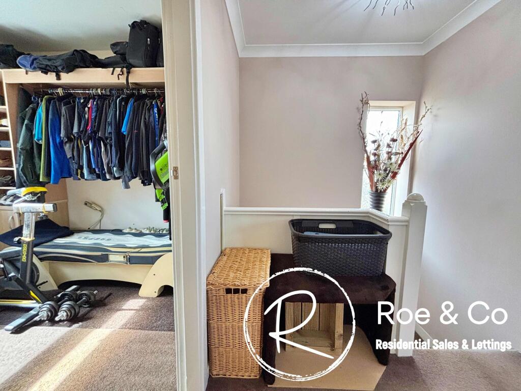 Bedroom three/landing