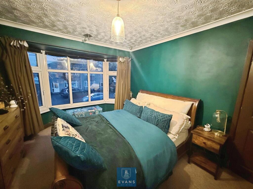 Main bedroom
