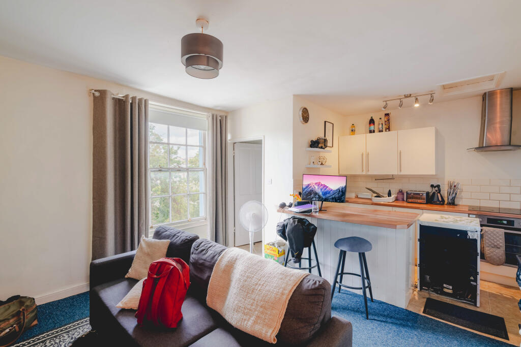 Top Floor Flat - Lounge