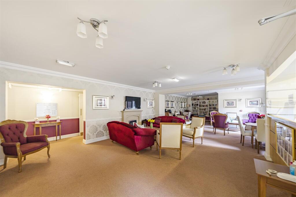 Owners Lounge (3).jpg