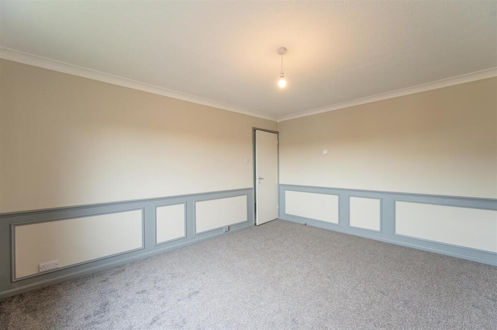 Flat 8 St Hermans Mansions 25 21.jpg