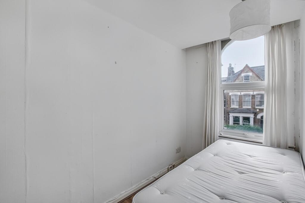 35B Grove Hill Road, Camberwell, London, SE5 8DF