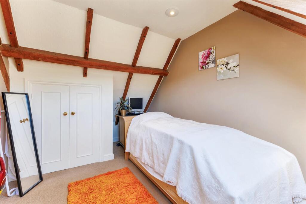 Swallow Barn- Bed.jpeg