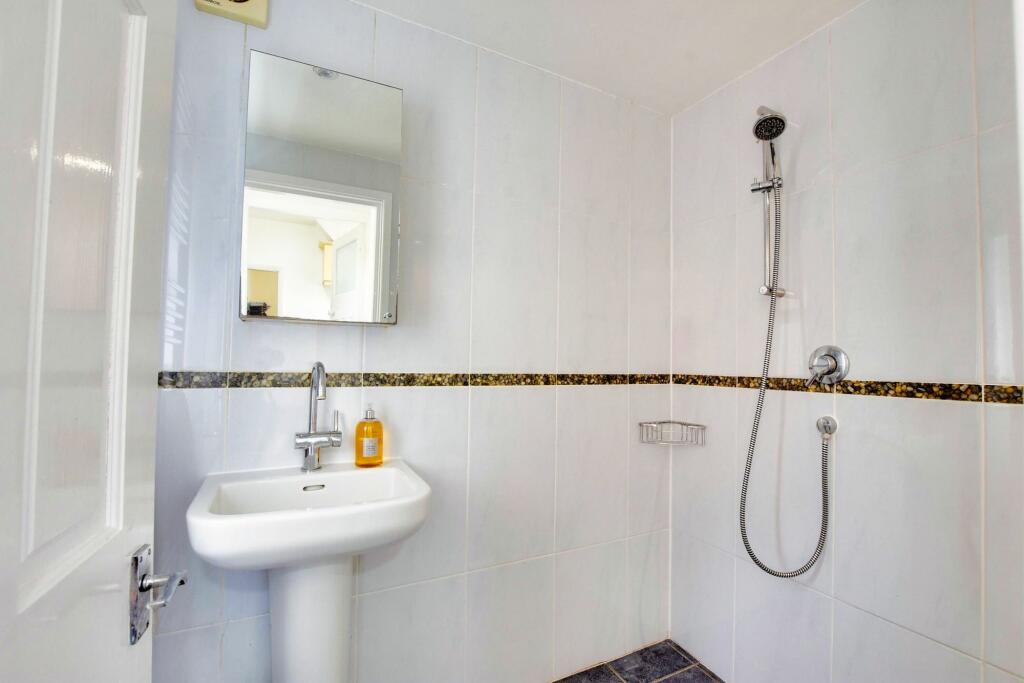 Ground Floor Wet Room/Shower