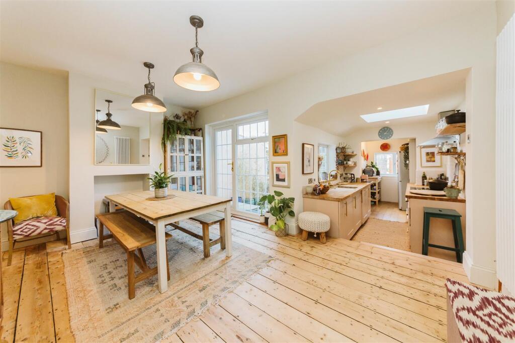 Kitchen Diner